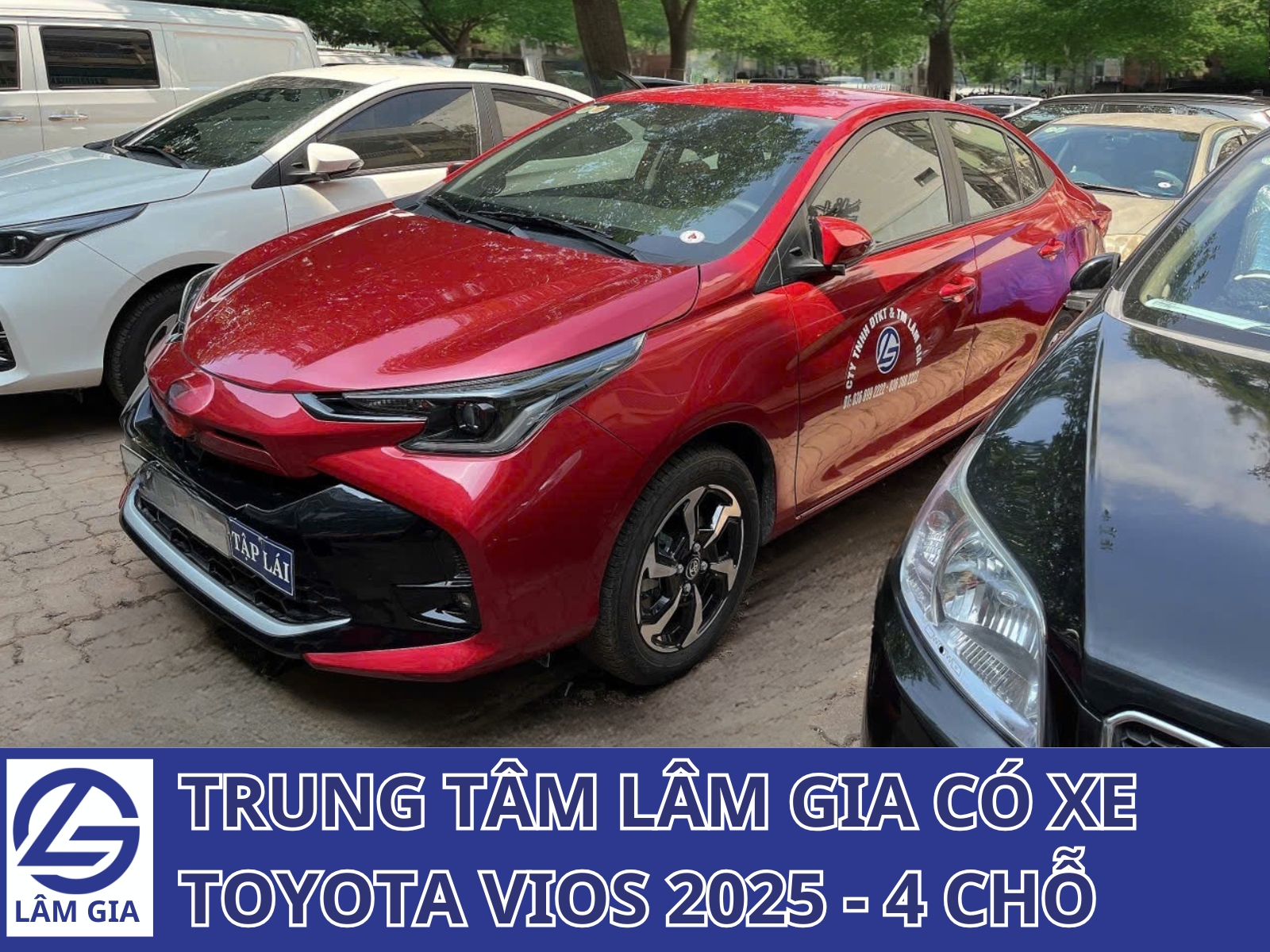 Trung tâm Lâm Gia sở hữu dòng xe ô tô 4 chỗ, thuận tiện cho bạn học lái xe gia đình.