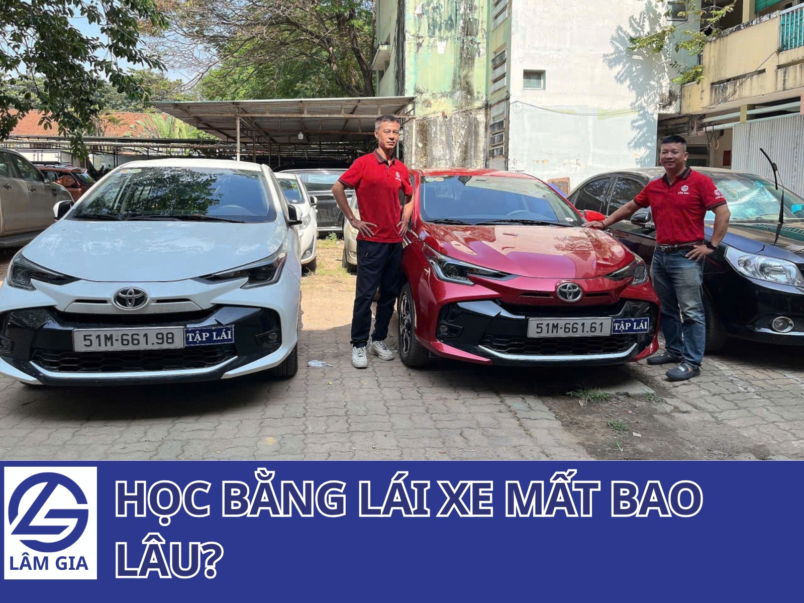 Học bằng lái xe mất thời gian bao lâu? A1 mất 9 ngày, A mất 10 ngày, B1 khoảng 1 tháng, B2 khoảng 2 tháng, C1 khoảng 3 tháng. Trong đó, thời gian tiếp thu kiến thức của mỗi học viên là khác nhau, dẫn đến thời gian thi sẽ không giống nhau hoàn toàn.