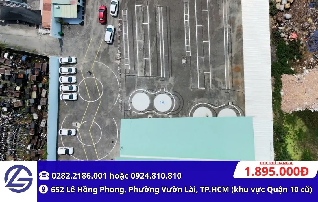 sân tập lái sa hình số 1 tại trung tâm Lâm Gia